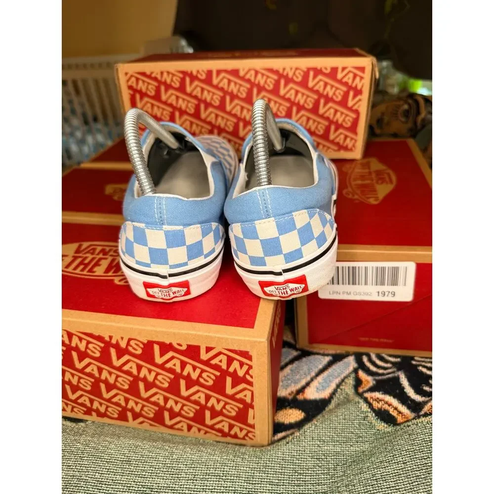 Nearly new Vans Slip On Heritage Blue Men 8/Women 9.5